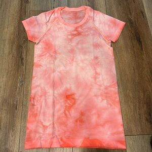 Lululemon Swiftly Tech Short-Sleeve Shirt 2.0 Hip Length